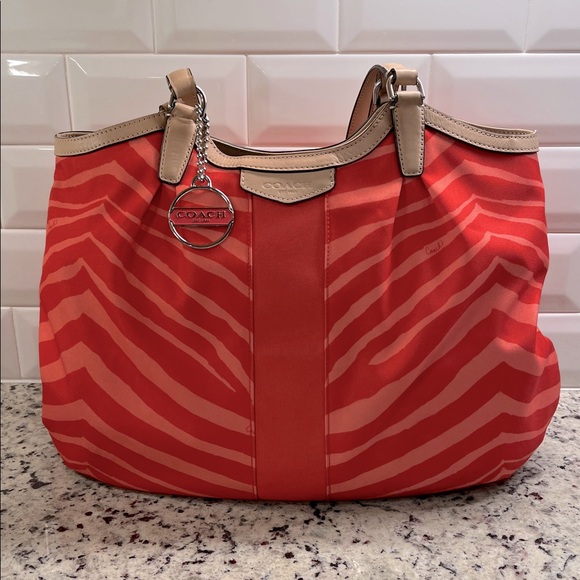 Coach Devin Signature Zebra Print Shoulder Bag EUC - Picture 1 of 13